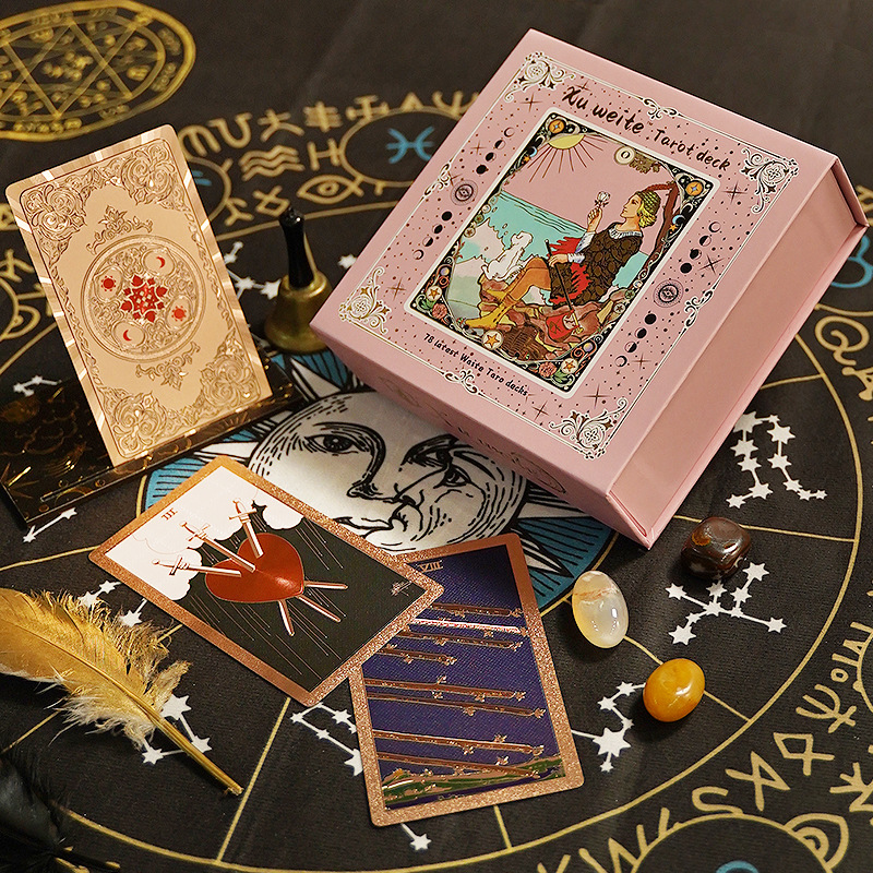 Cartes de tarot classiques 12* - Tarot Deck With Guidebook avis et prix