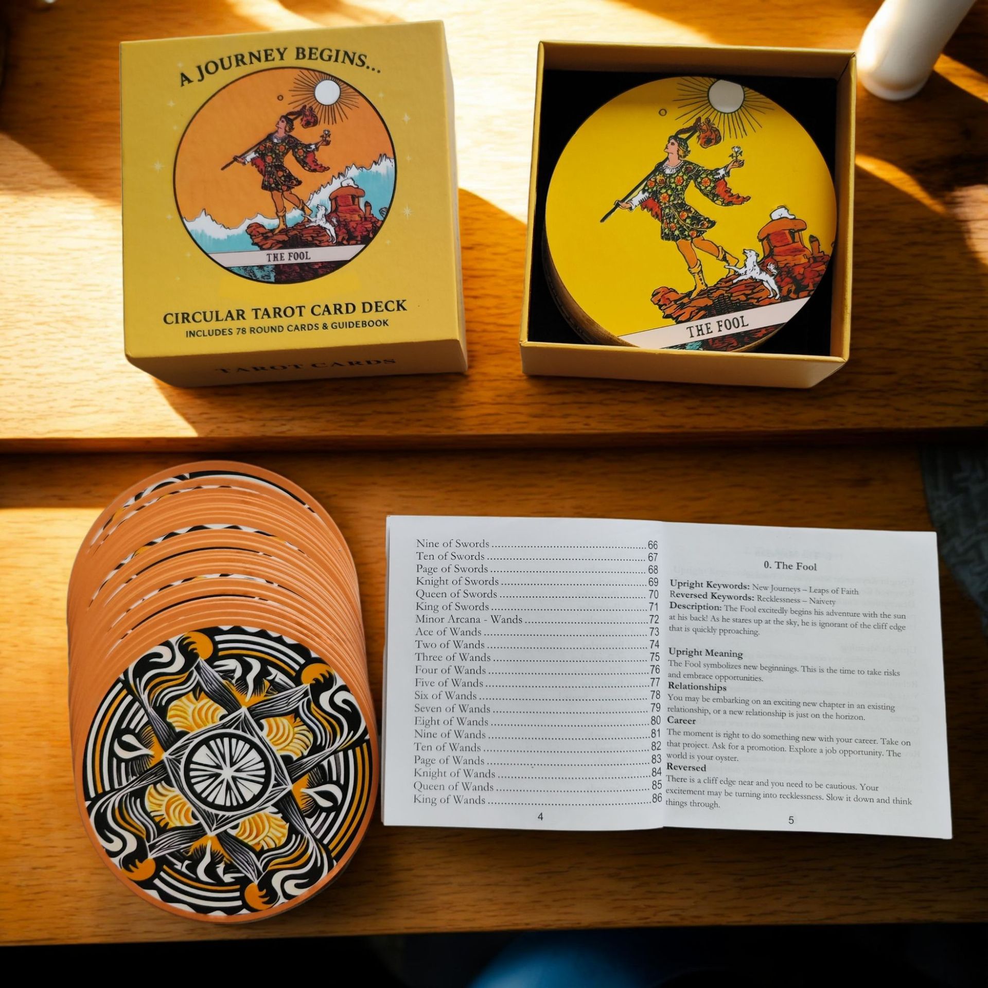 Jeu de cartes de tarot circula - Tarot Deck With Guidebook avis et prix